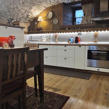 Le Petit Chateau De Vetan Cir 0023 Сен-Пиер Екстериор снимка