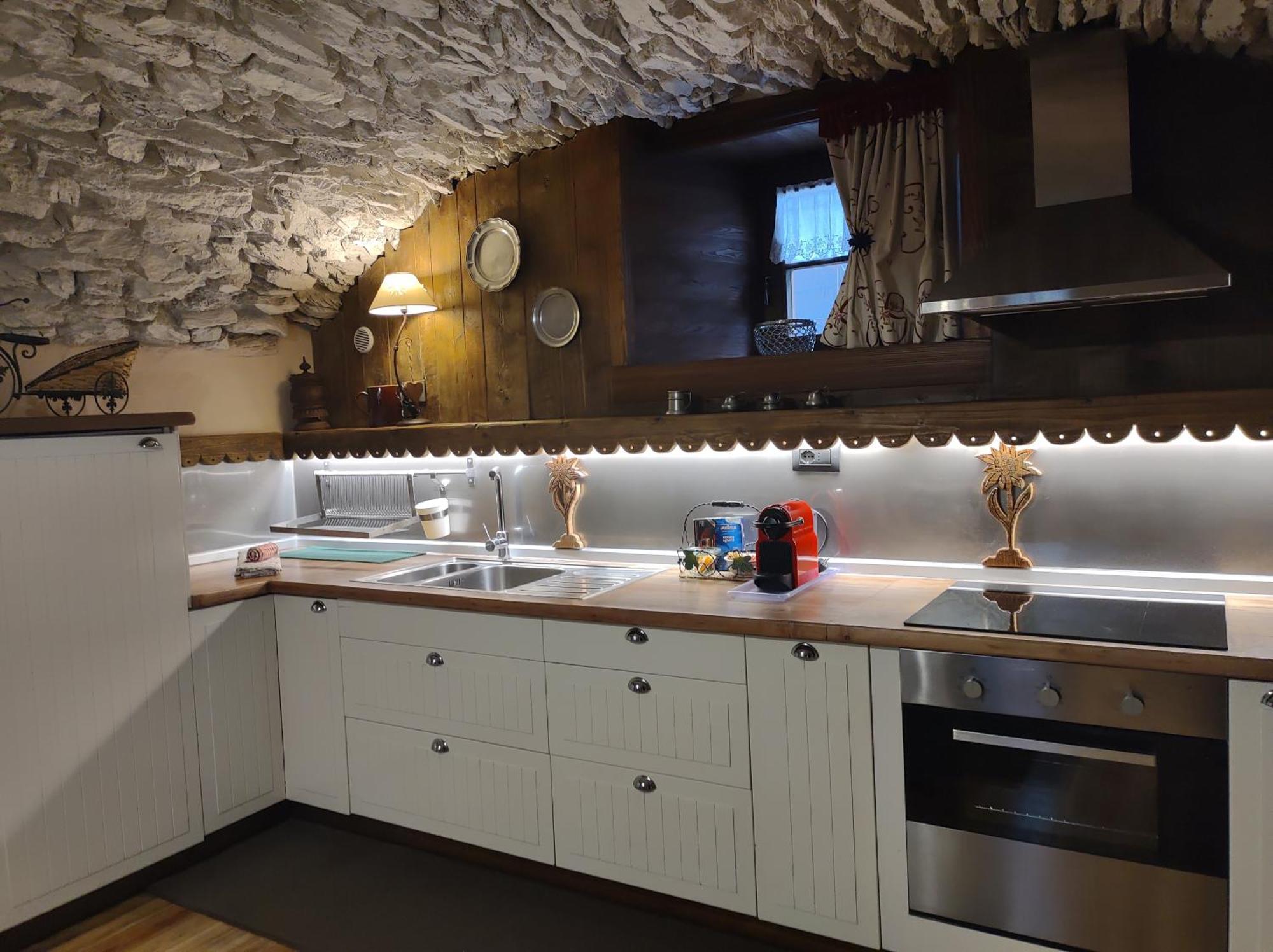Le Petit Chateau De Vetan Cir 0023 Сен-Пиер Екстериор снимка